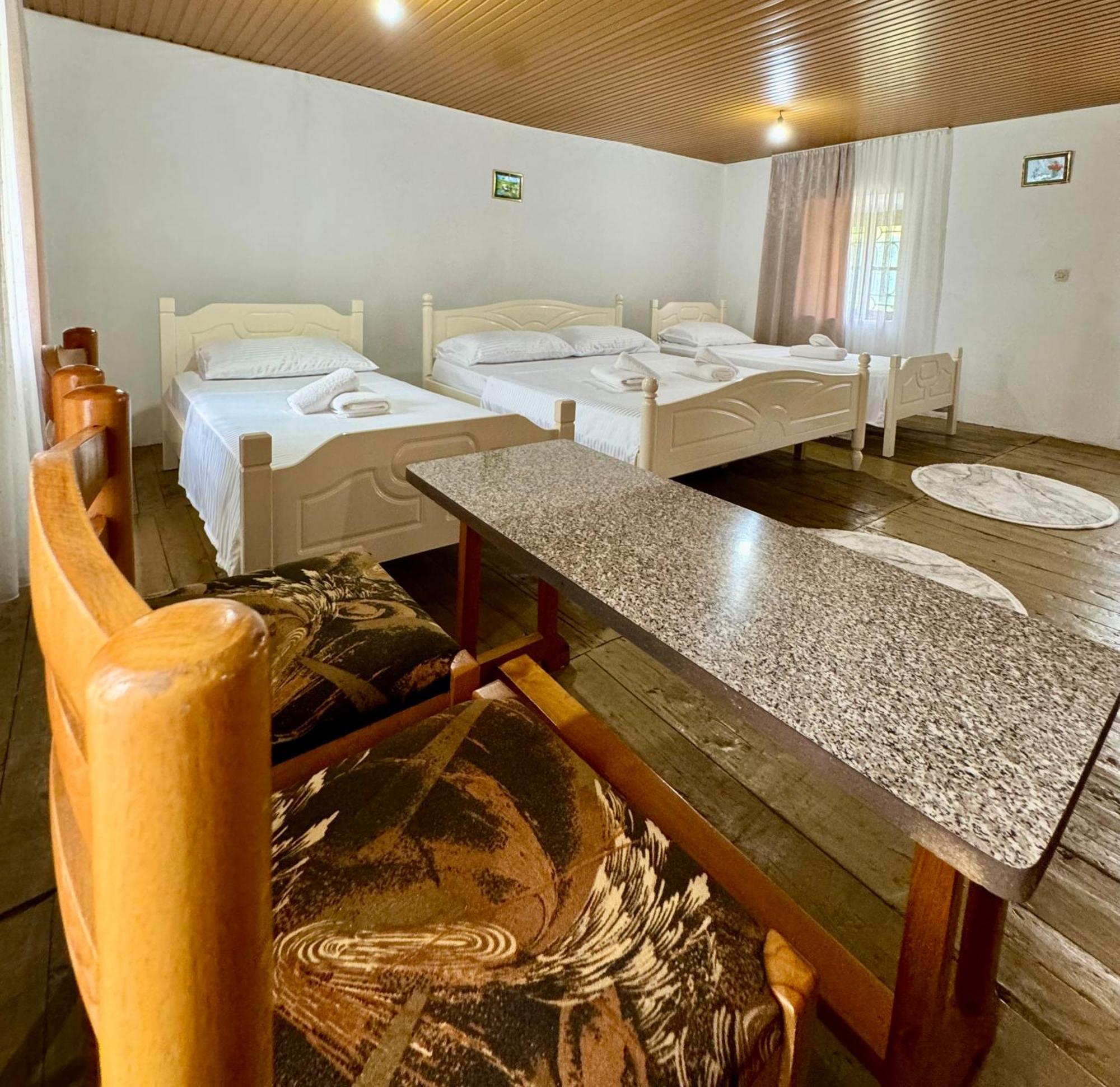 Guest House Noku Koman Exterior photo